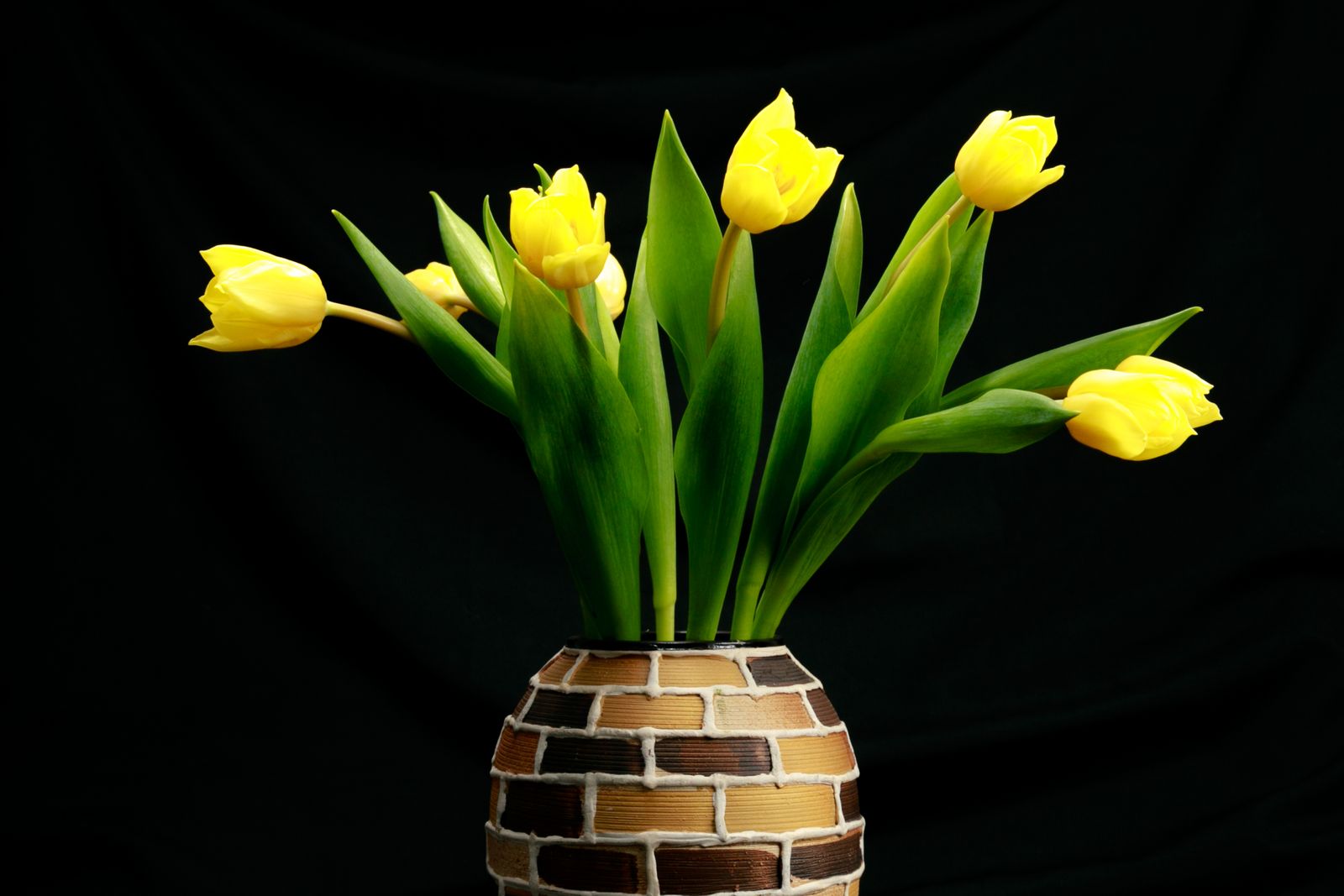 Vaso impresso em 3D com flores